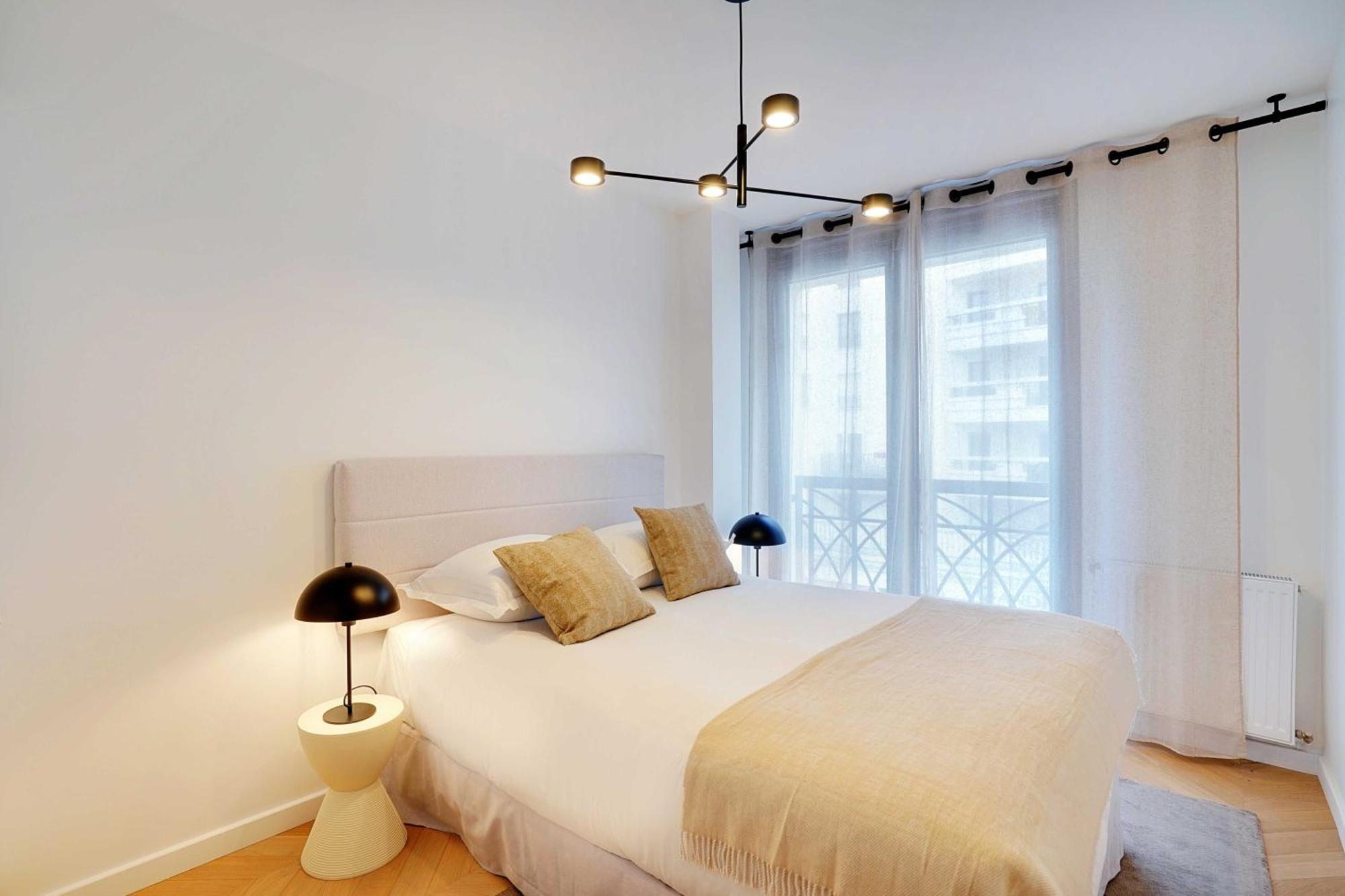 Raffinement Et Confort Dans Cette Residence A Levallois-Perret Exterior foto